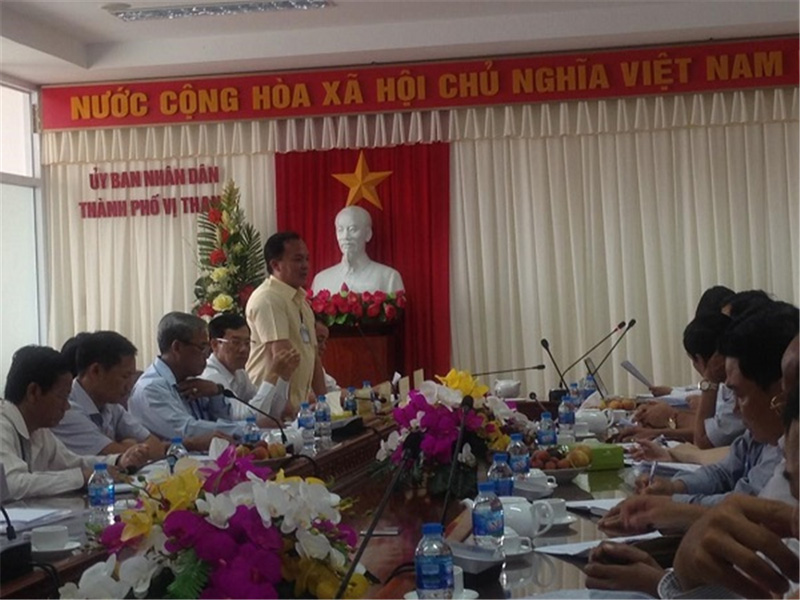 Ông Nguyễn Văn Hòa chủ tịch UBND thành phố Vị Thanh phát biểu chỉ đạo