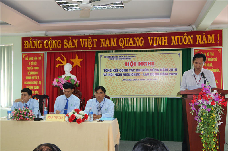 Ảnh. Ông Ngô Minh Long - PGĐ Sở Nông nghiệp và PTNT phát biểu chỉ đạo tại hội nghị